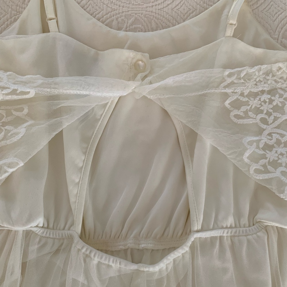 Trixxi Dress Juniors M White Cream Cut Out Back Lined Lace Adjustable Straps - Picture 8 of 16